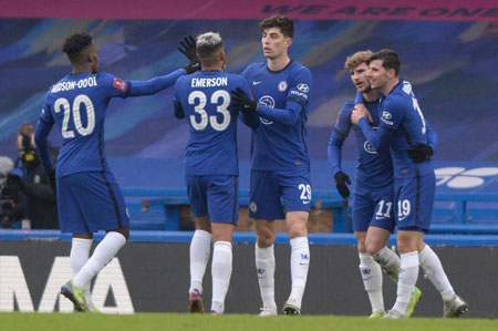 明日湖人战猛龙伤病：东契奇、巴雷特等5将缺席