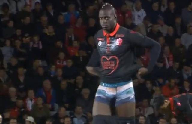 纳尼：若昂-内维斯球商极高，本该会是曼联出色的引援（纳尼：若昂·内维斯比赛阅读能力极强，本可成为曼联的理想引援）