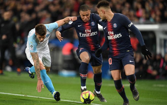 切尔西开放入场体验，可穿球鞋在斯坦福桥罚点球，价格175欧（切尔西上线球迷入场体验：可穿球鞋在斯坦福桥主罚点球，售价175欧元）