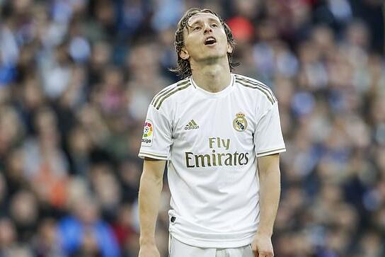 Shams：雄鹿愿与字母哥探讨留队或交易可能性，尼克斯不再是首选下家